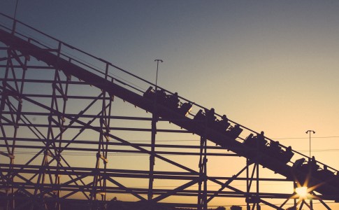 roller-coaster-1209490_1920.jpg